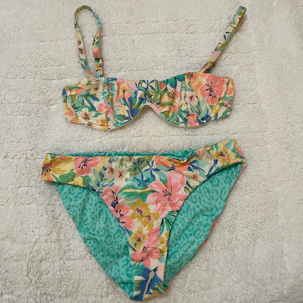Billabong swimsuit